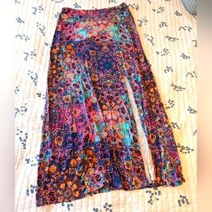 Colorful maxi skirt - size large